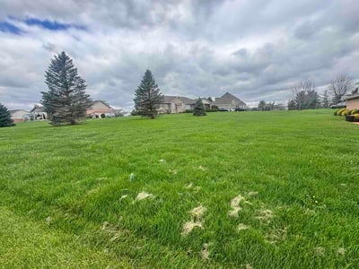 Lawn Care service in Gibsonia, 15044