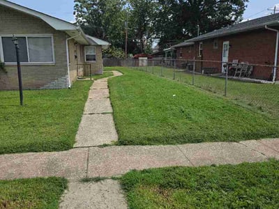 Lawn Care service in Carbondale, 62901