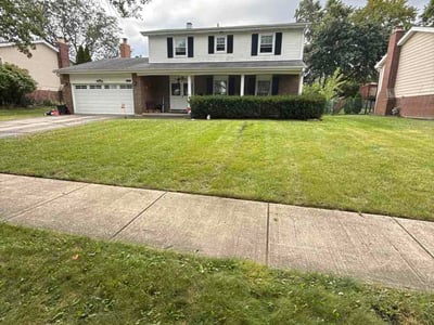 Lawn Care service in Frankfort, 60423