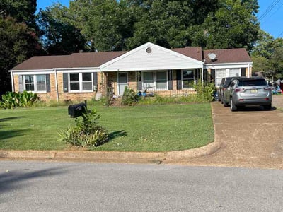 Lawn Care service in Homewood, 35209