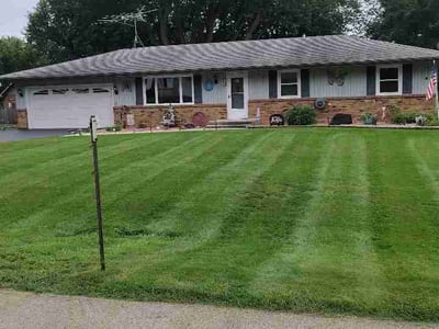 Lawn Care service in Fox Lake, 60020