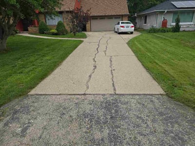 Lawn Care service in Menomonee Falls, 53051