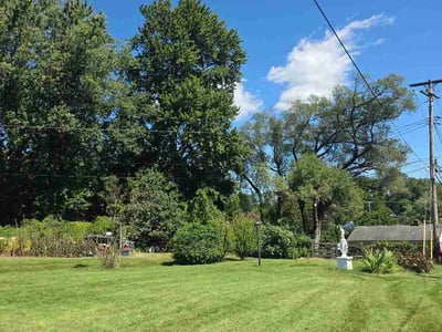 Lawn Care service in Edgewater, 21037