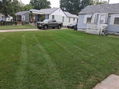 Lawn Care service in Mission, 66202
