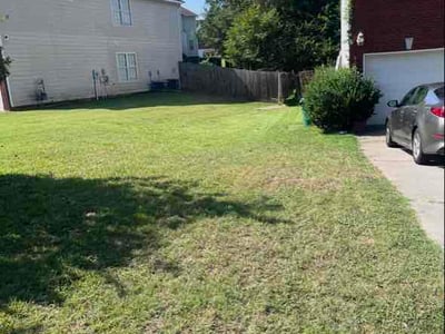 Lawn Care service in Rex, 30273