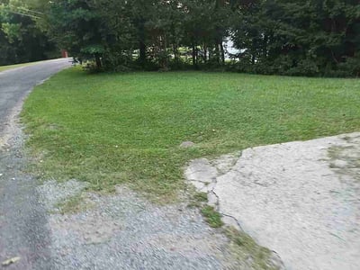 Lawn Care service in Oneonta, 35121