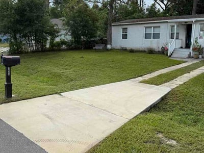 Lawn Care service in Homestead, 33030