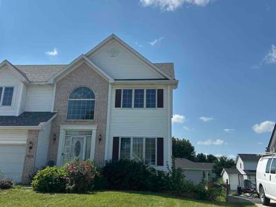 Lawn Care service in Cedar Falls, 50613
