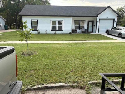 Lawn Care service in Topeka, 66612