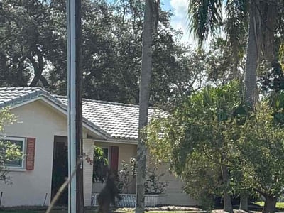 Lawn Care service in Seminole, 33772