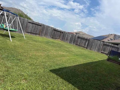 Lawn Care service in Winnie, 77665