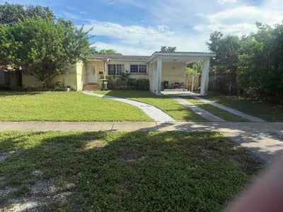 Lawn Care service in Opa Locka, 33054