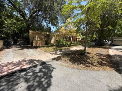 Lawn Care service in Opa Locka, 33054