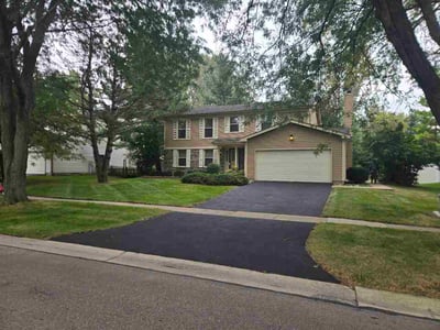 Lawn Care service in Batavia, 60510