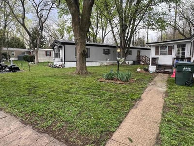 Lawn Care service in Selma, 93662