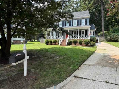 Lawn Care service in Piedmont Triad, 27523