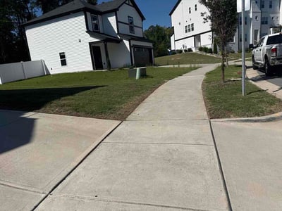 Lawn Care service in Raleigh, 27601