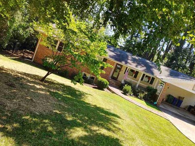 Lawn Care service in East Elmhurst, 11369