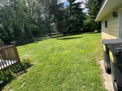 Lawn Care service in Fowlerville, 48836