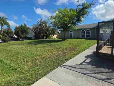 Lawn Care service in Key West, 33040