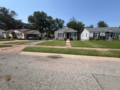 Lawn Care service in Saint Ann, 63074