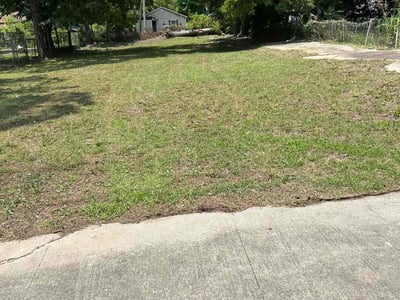 Lawn Care service in Kent, 98032