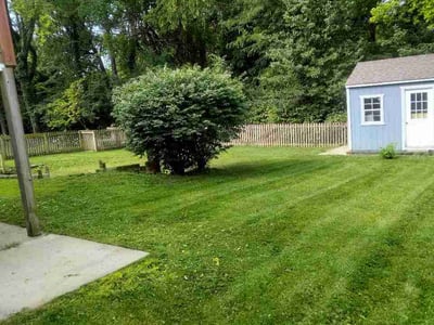 Lawn Care service in Jefferson City, 65101
