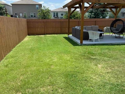 Lawn Care service in Selma, 78154