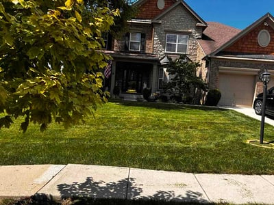 Lawn Care service in Muncie, 47305