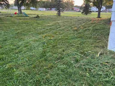 Lawn Care service in Holly, 48442