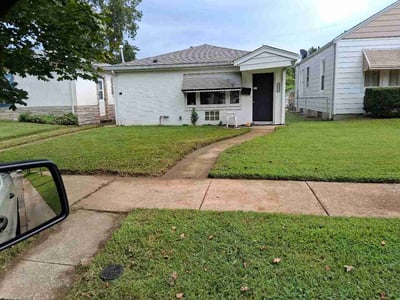Lawn Care service in Marshfield, 65706