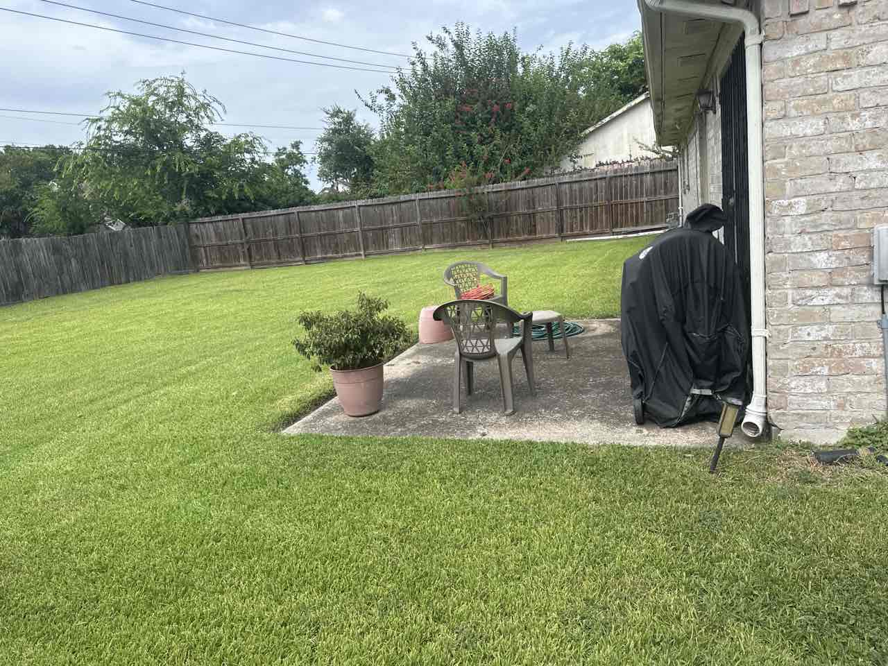 Lawn Care service in Seabrook, 77586