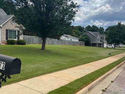 Lawn Care service in Joplin, 64801
