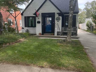 Lawn Care service in Livonia, 48150