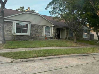 Lawn Care service in Lake Jackson, 77566