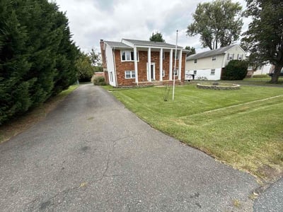 Lawn Care service in Berryville, 22611