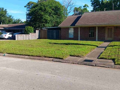 Lawn Care service in Sherman, 75090