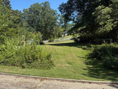 Lawn Care service in Anniston, 36201
