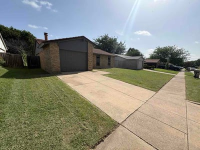 Lawn Care service in Terrell, 75160