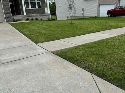 Lawn Care service in Corydon, 42406