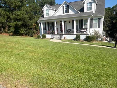 Lawn Care service in Redding, 96001