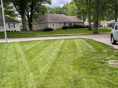 Lawn Care service in Grain Valley, 64029