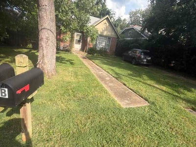 Lawn Care service in White Bluff, 37187