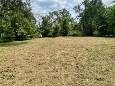 Lawn Care service in Prairieville, 70769
