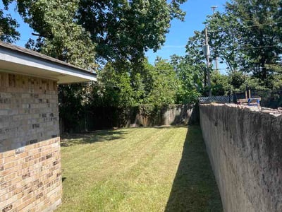 Lawn Care service in Livingston, 70754