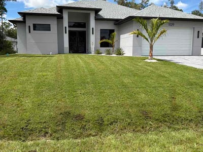 Lawn Care service in Lehigh Acres, 33972