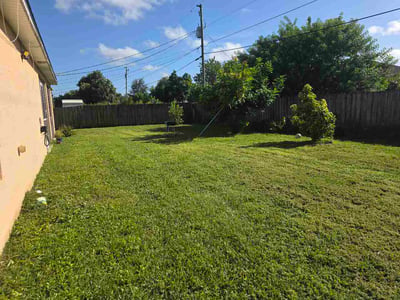 Lawn Care service in Palm City, 34990