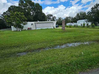 Lawn Care service in Hialeah, 33013