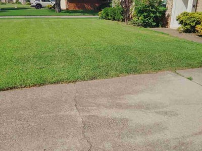 Lawn Care service in Huntsville, 35801