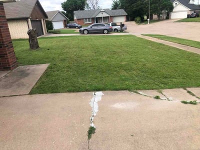 Lawn Care service in Oakhurst, 74107
